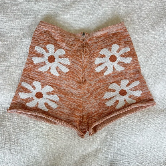 Matching Two Piece Set - Picture 7 of 8